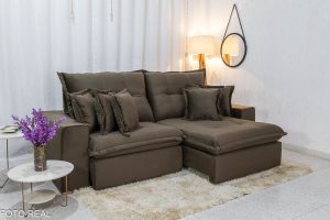 Sofá Retrátil Reclinável Ferrara 2.50m Veludo Marrom - D33 e Molas Ensacadas
