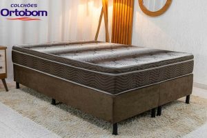 Box Casal Bipartida Sued Marrom N. Sonho + Colchão Casal Ortopédico Light 138x188x25 - Ortobom