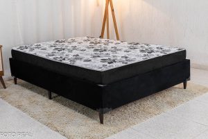 Box Casal Zeus Sued Preto + Colchão Casal Santé D33 138x188x15 Nosso Sonho